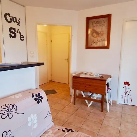 Le B07 Apartman Albi